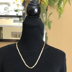 Vintage Trifari gold tone necklace